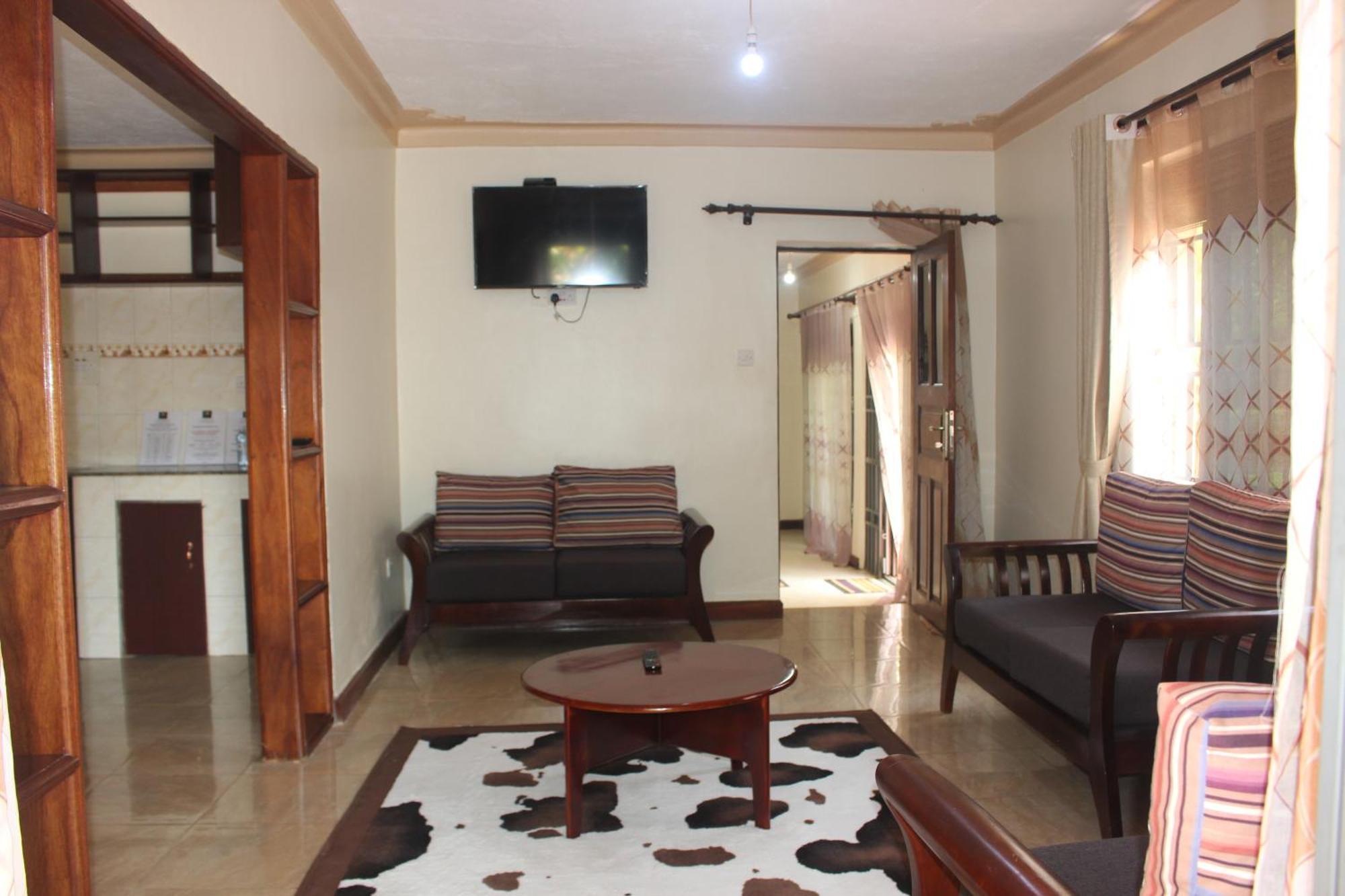 Montane Safaris Hotel Fort Portal Экстерьер фото